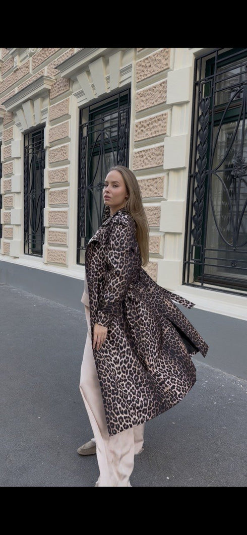 Leopard Trench – Wild Power