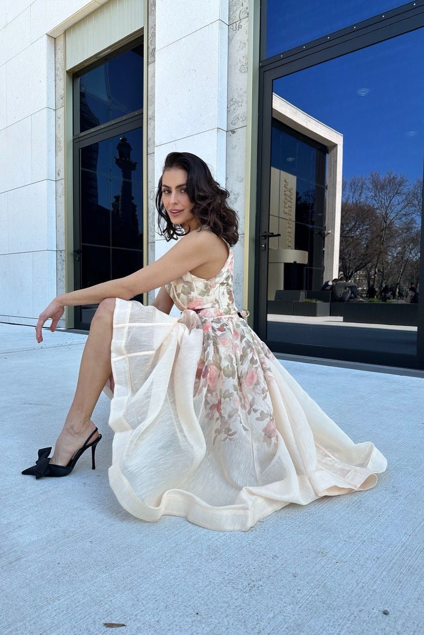 Romantic Bloom Midi Dress – elegantna haljina koja privlači poglede