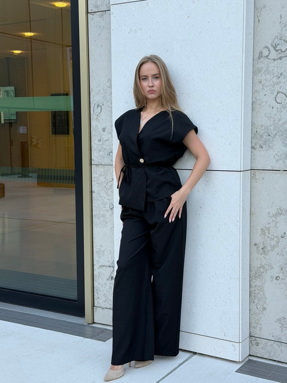 Luna – elegantni komplet sa širokim hlačama